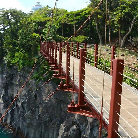 伊豆高原 温泉付別荘 Isana Mountain Villa Futo Exteriör bild