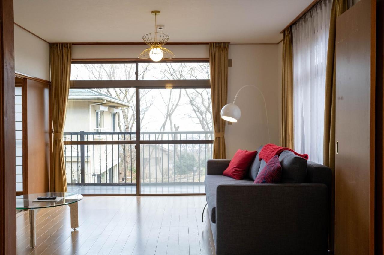 伊豆高原 温泉付別荘 Isana Mountain Villa Futo Exteriör bild