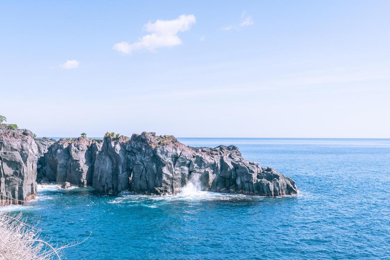 伊豆高原 温泉付別荘 Isana Mountain Villa Futo Exteriör bild